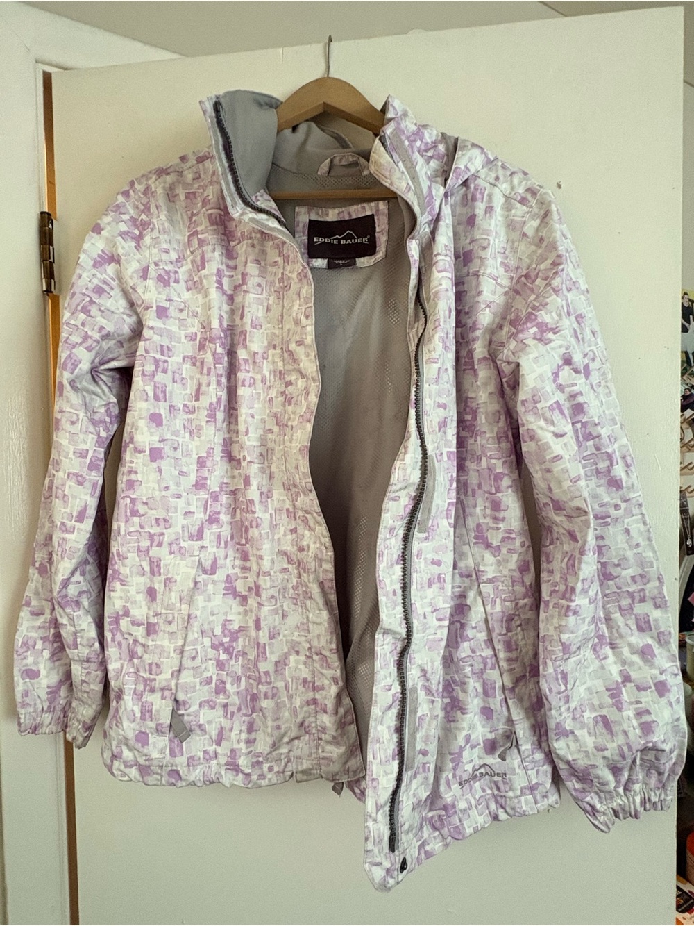 Eddie Bauer White and Lavender Patterned Ski Jacket